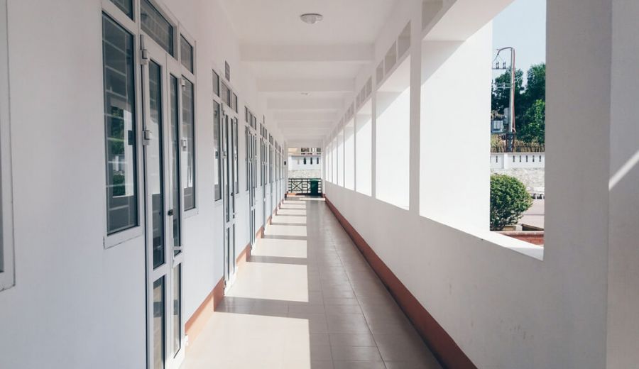 The best ways to employ facility management software into schools