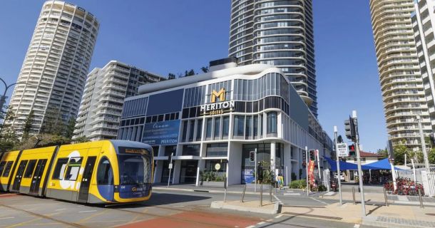 Meriton-Retail-at-Surfers-Paradise-Ocean